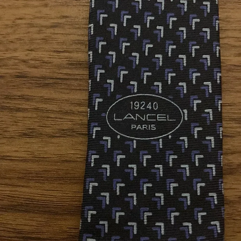 Lancel NWOT Silk Tie in Blue Signature Lancel Print. Made in Italy.